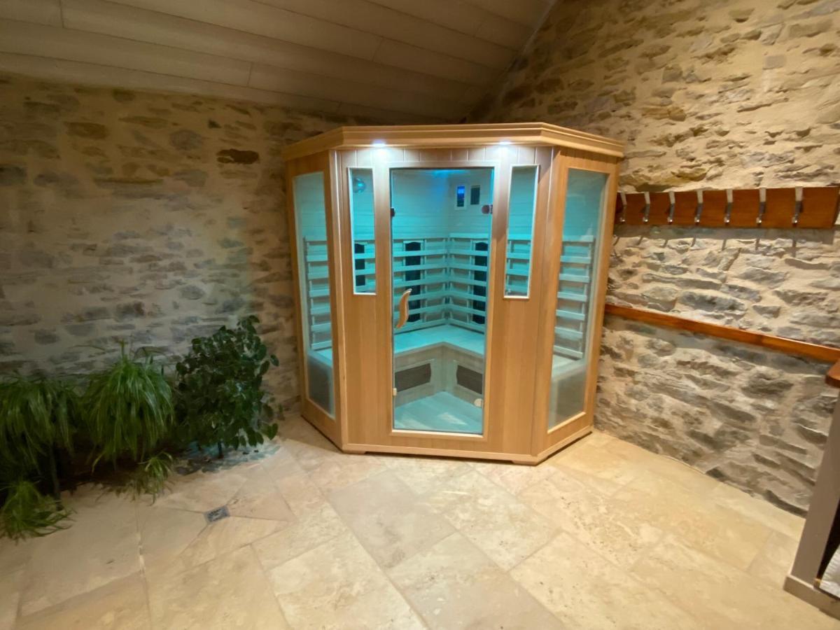 Les Caselles, Gite Et Maison D'Hotes Saint-Beauzely Luaran gambar