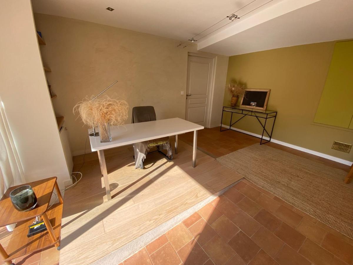 Les Caselles, Gite Et Maison D'Hotes Saint-Beauzely Luaran gambar