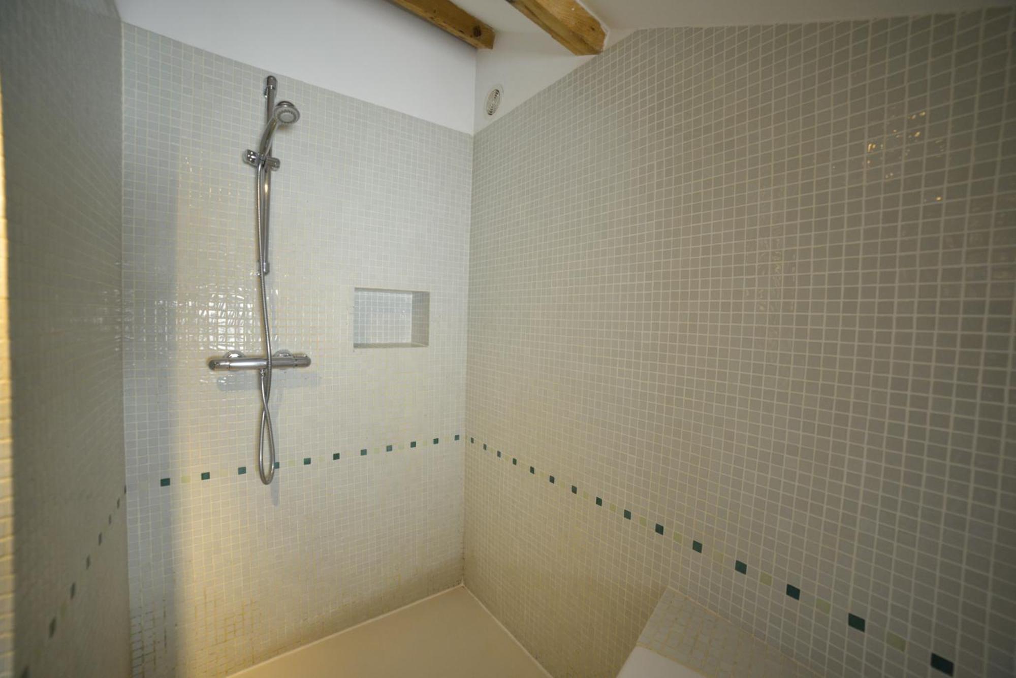 Les Caselles, Gite Et Maison D'Hotes Saint-Beauzely Luaran gambar
