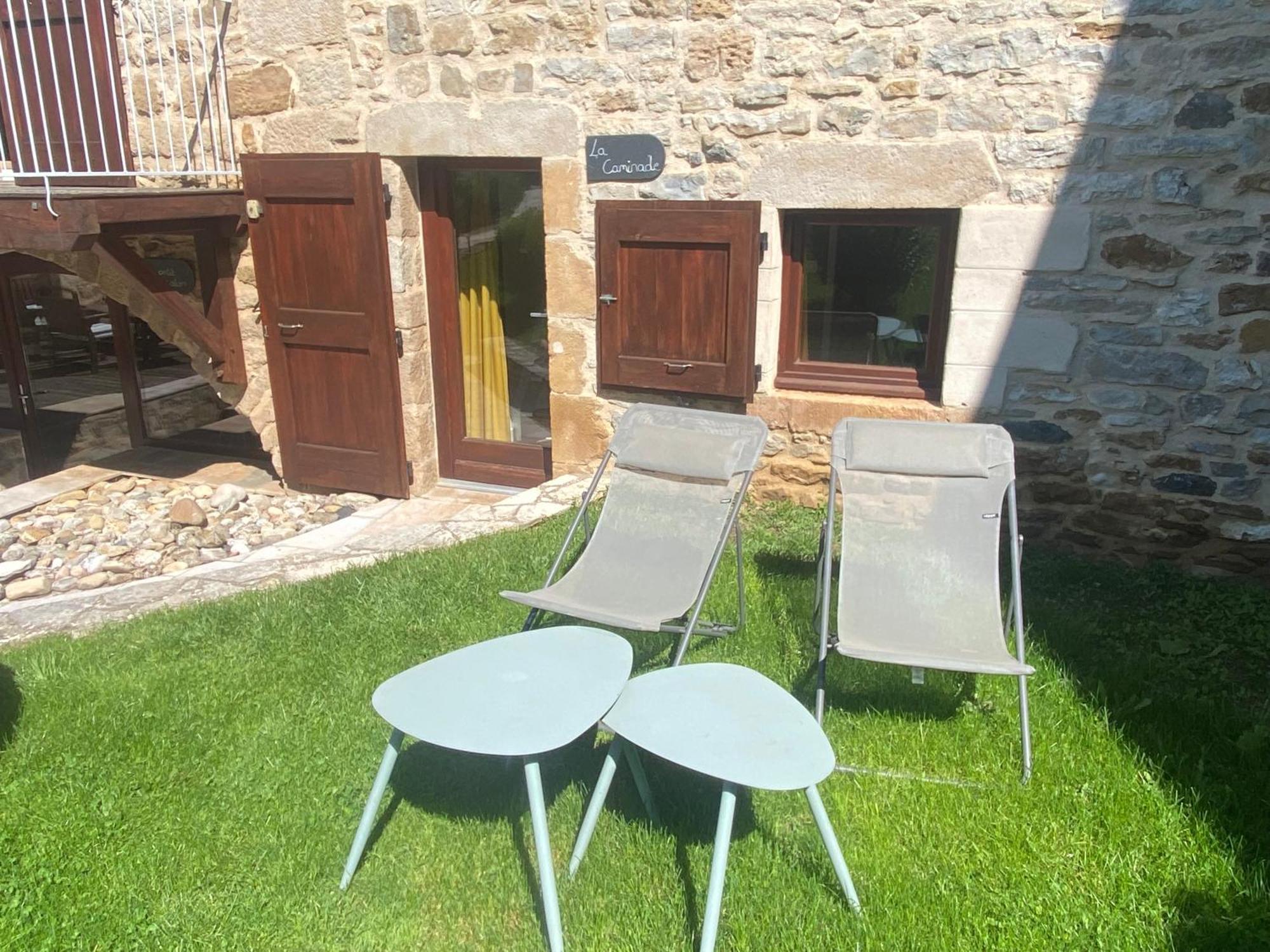 Les Caselles, Gite Et Maison D'Hotes Saint-Beauzely Luaran gambar