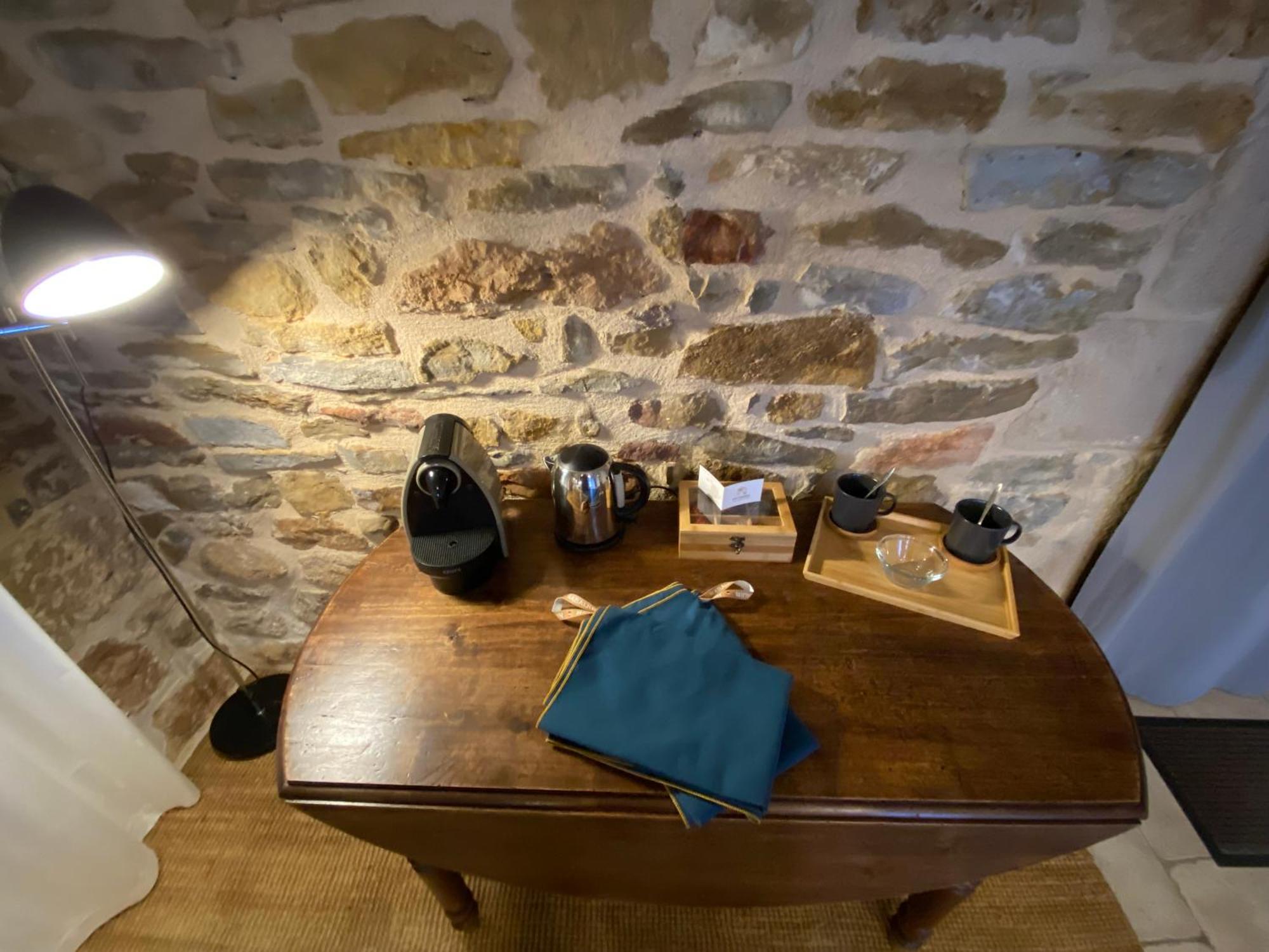 Les Caselles, Gite Et Maison D'Hotes Saint-Beauzely Luaran gambar