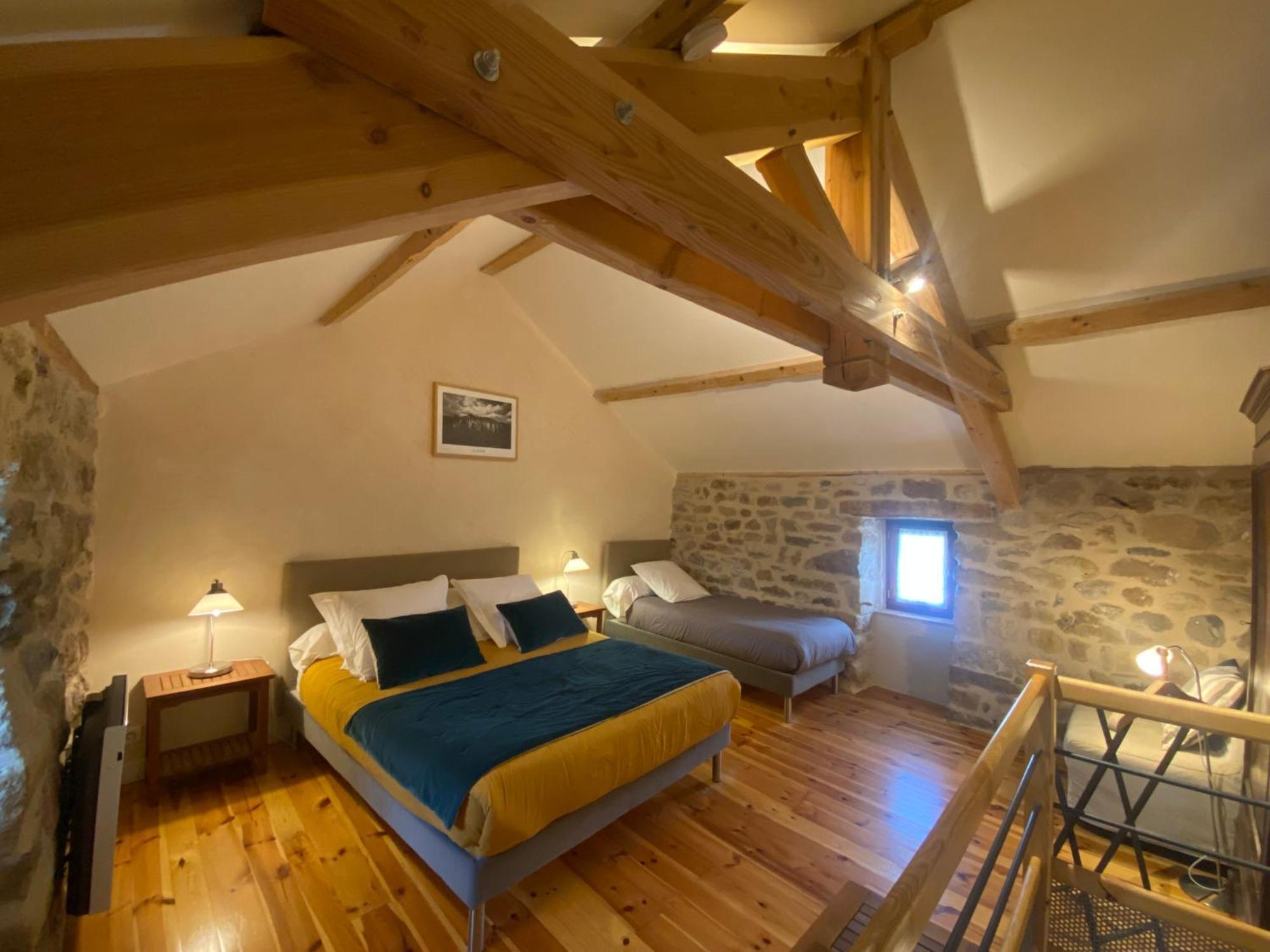 Les Caselles, Gite Et Maison D'Hotes Saint-Beauzely Luaran gambar