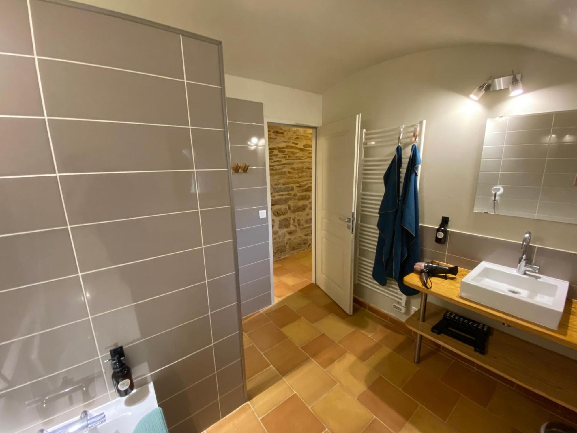 Les Caselles, Gite Et Maison D'Hotes Saint-Beauzely Luaran gambar