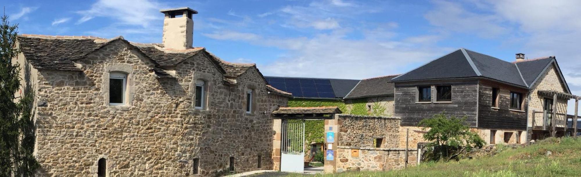 Les Caselles, Gite Et Maison D'Hotes Saint-Beauzely Luaran gambar