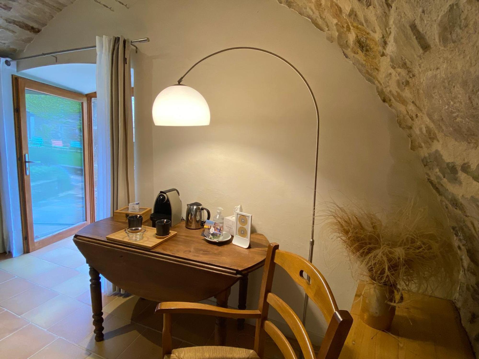 Les Caselles, Gite Et Maison D'Hotes Saint-Beauzely Luaran gambar